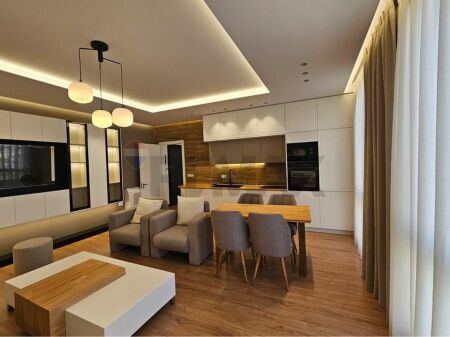 Apartment 1+1 for rent at Bulevardi i Ri!