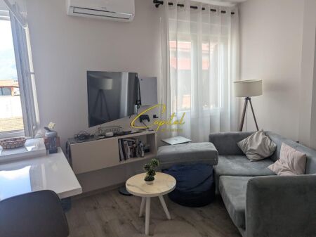 GARSONIERE ME QIRA 40 PAZARI I RI 500 EURO