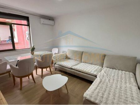 Rent, Apartment 1+1, Fortuzi Street, Tirana.