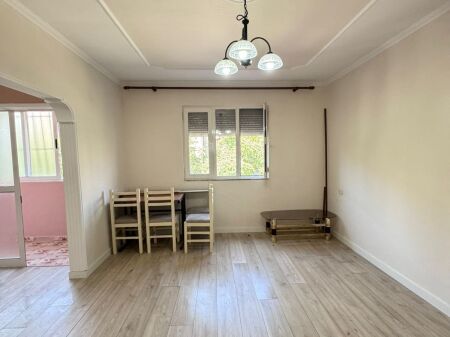 Appartamento 1+1 in vendita in Via Irfan Tomini