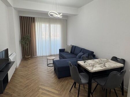  Appartamento 1+1 + Posto Auto in Affitto – Golden Park 