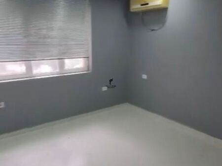 UFFICIO IN AFFITTO 80M2 21 DICEMBRE 50.000 LEKE FH-77267