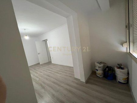 Apartment 2+1 for rent near Myslym Shyri!
