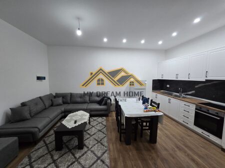 AFFITTASI APPARTAMENTO 1+1 DURRËS