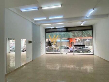 LOCALE COMMERCIALE DI 61 M2 IN AFFITTO A YZBERISHT 650 EURO