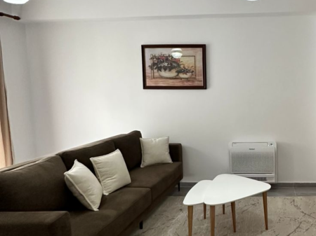 Laprakë apartment for rent 1+1