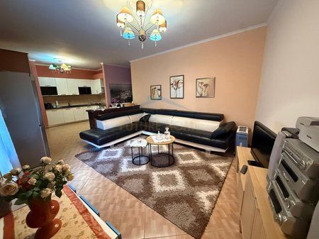 For sale, Apartment 2+1+2, Shkozë