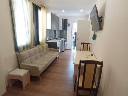 Apartment me qera