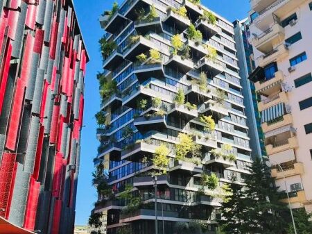 Locale Ufficio Premium in Affitto Vertical Forest, Tirana.