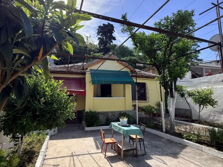  Shtëpi Private në Shitje – Muradie, Vlorë