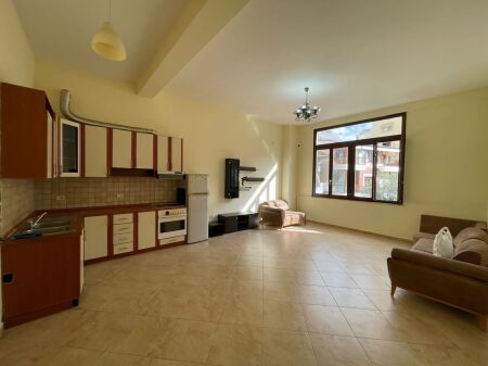 OFFICE FOR RENT 89 M2 KOMUNA E PARISIT 60,000 LEKE FH-77542