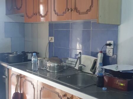 APARTAMENT 1+1. 30000 LEKE.PAS UNIVERSITETIT MESDHETAR