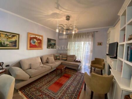 Apartment 2+1 for Rent in Myslym Shyri