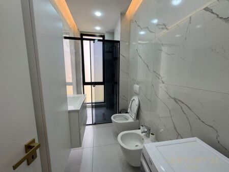 Apartament 1+1 me qira tek Bulevardi i Ri!