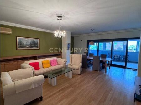 FOR SALE APARTMENT 2+1+2+VERANDA+GARAGE, DURRES!!