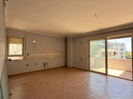 Apartment 2+1 for sale dry lake