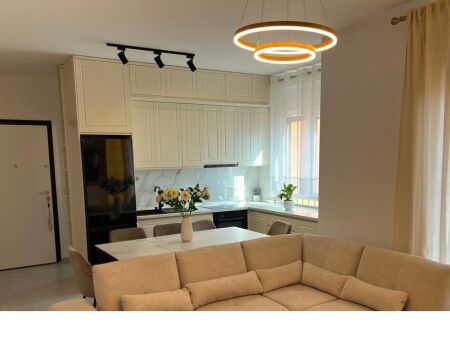 RENT apartment 2+1+2 near the Red School!