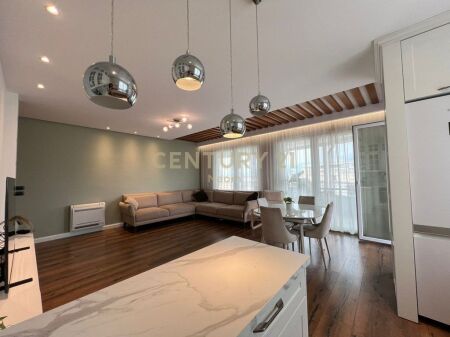 FOR RENT, MODERN PENTHOUSE 2 +1+2 + Parking Spot, At Artificial Lake!Neom115960