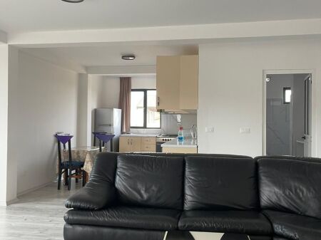 Apartament 2+1 me qira në Spitallë – 130 m²