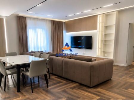 AFFITTASI APPARTAMENTO DI LUSSO 2+1 + BALCONE "RRUGA E KAVAJES, GARDEN BUILDING." 1600 EURO
