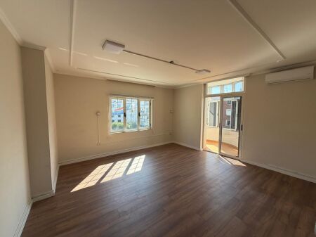 Affitto | Ambjent Biznesi | Sheshi Willson | 1600 €/mese
