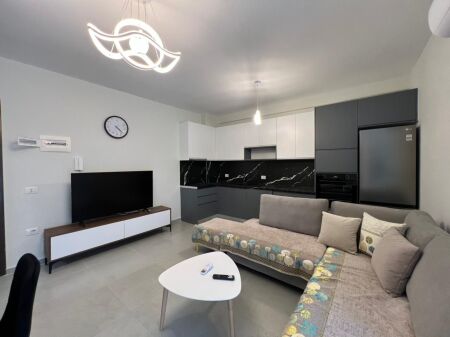 Jepet me qira apartament 2+1