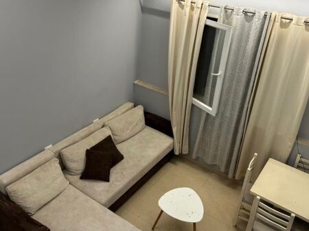 Jepet duplex me qera 1+1  Kodra e Diellit