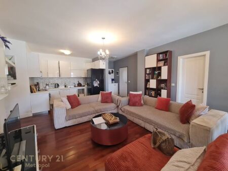 OFFER FOR SALE APARTMENT 3+1+2 IN THE RESIDENCE KODRA E DIELLIT 1 ! 275,000 €