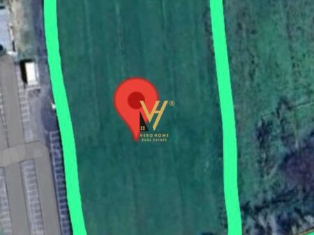 SHITET TOKE ARE 12.000 M2 TE AUTOSTRADA TR-DR 1.440.000 EURO