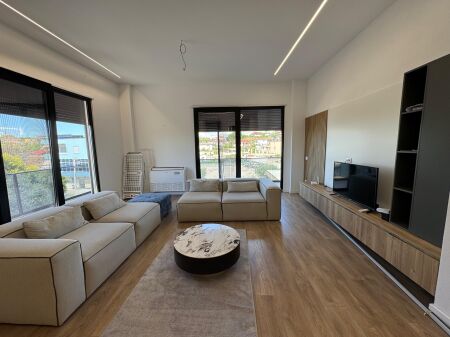 Villa in affitto 2+1+2