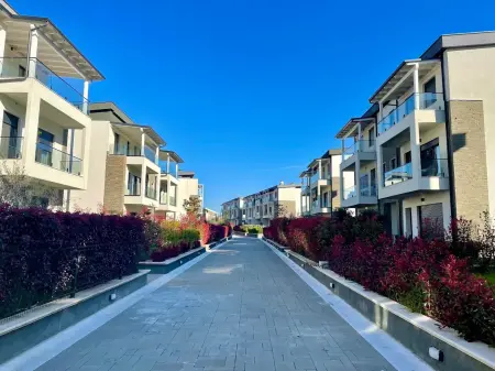 📍Villa Residenza Grey Stone – Lago Asciutto