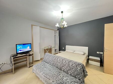 Jepet me Qira Apartament 2+1+2 + post parkimi