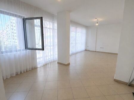 SHITET APARTAMENT 2+1 ME MUNDËSI NDARJEJE NË 2 APARTAMENTE 1+1 – TEK 21 DHJETORI!