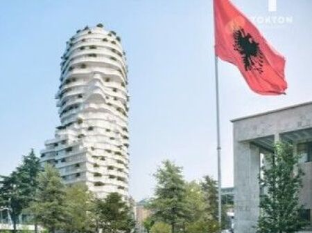 FOR SALE, 3+1 APARTMENT, SKANDERBEG BUILDING, CENTER, TIRANA