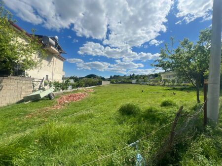 Terreno in Vendita a Prush/ Vicino alla Moschea di Prush