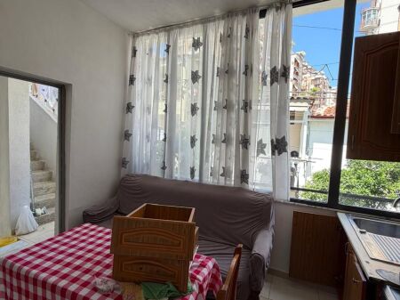 Affittasi casa 2+1 a Don Bosko!