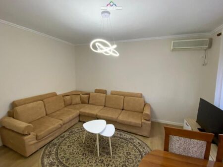 Apartament Me Qera 2+1 Tek Myslym Shyri (ID B221430) Tirane