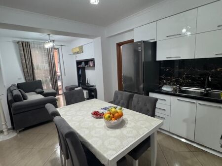 Apartment 3+2+2 bathrooms for sale