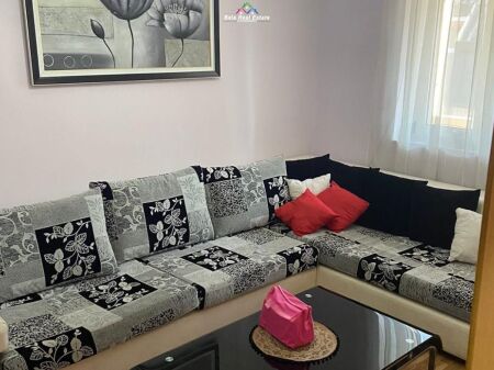 Apartament Me Qera 1+1 Ne Bllok (ID B211469) Tirane