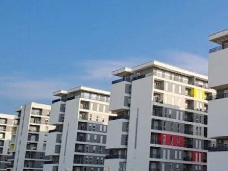  Shitet Apartament 2+1 – Univers City, Tiranë 