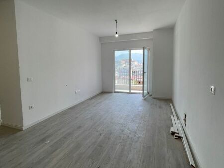  Apartment 2+1 for Sale – Aura Complex, Dritan Hoxha Street 