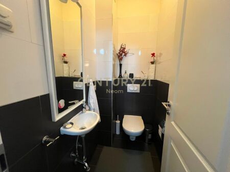 Jepet me qera apartament luksoz 2+1 në Rezidencën Touch of the Sun, Sauk 