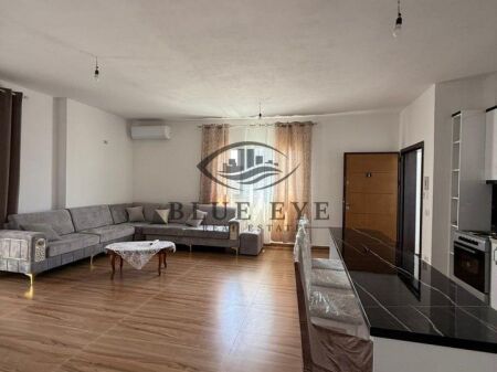 VILLA DI 4 PIANI IN AFFITTO PIANO PRIMO – SPITALL, DURRES