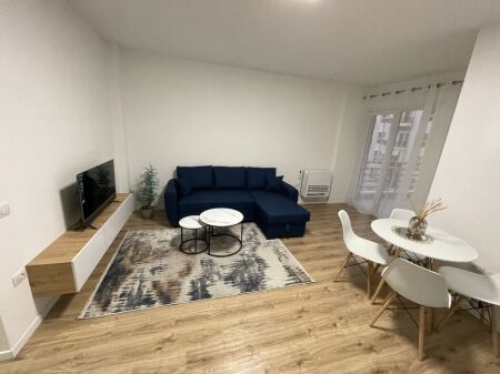Apartament 1+1 qera, Kompleksi Aura