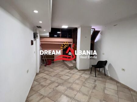 Shop for rent at Bardhyl Street (ID 42711171 )