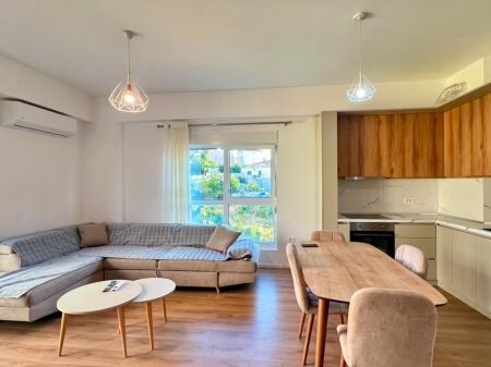 Me Qera: 2+1+2wc Ali Demi (Rez.Kaimi) - Sp.110m² - Orientim:Jug - 470€/Muaj - Kt.4 || Rezidence e Re
