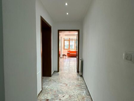 QIRA APARTAMENT 2+1 Sheshi Willson