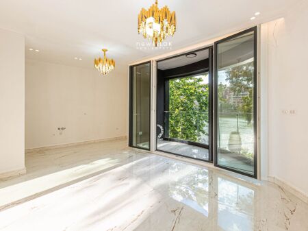 In Affitto: Ufficio di Lusso. 2+1+2wc +1 Posto Auto - 93m² - 1° Piano (Lago Secco - Radisson)Vista Strada | Ottima opportunità 1250€/Mese 