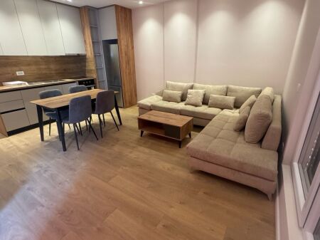 Jepet me Qera Apartament 1+1, Rruga Jordan Misja pran SPAK (ID 5211005)