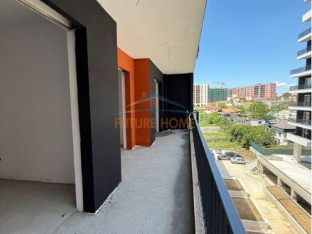 In vendita, Appartamento 2+1, Space City, Paskuqan.